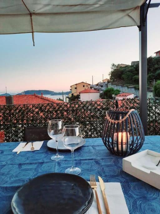 La Terrazza Sul Golfo Dei Poeti Con Vista Mare Apartment Pitelli Exterior photo